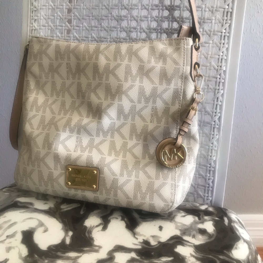 Michael Kors Crossbody Purse